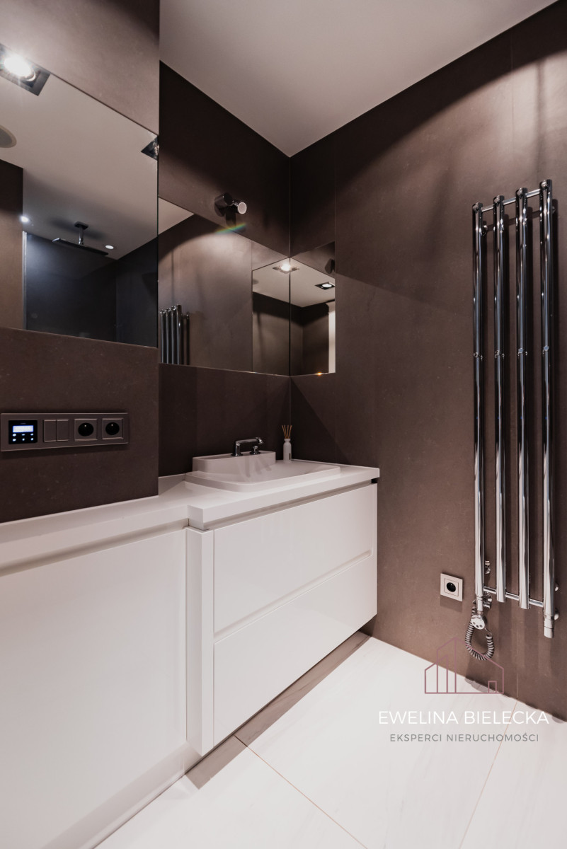 Unikatowy  penthouse z  dużym pięknym tarasem