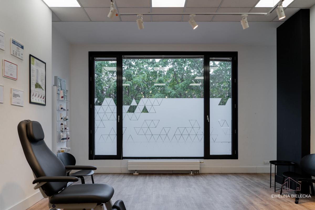 Lokal usługowy z witrynami | 167 m² | parter