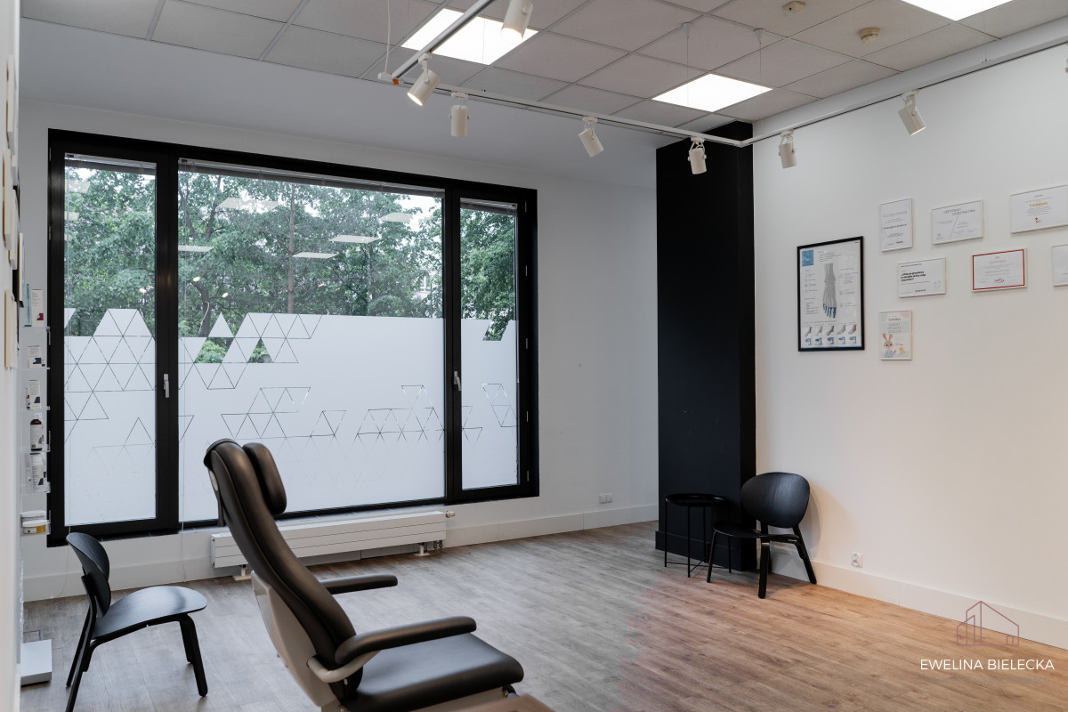 Lokal usługowy z witrynami | 167 m² | parter