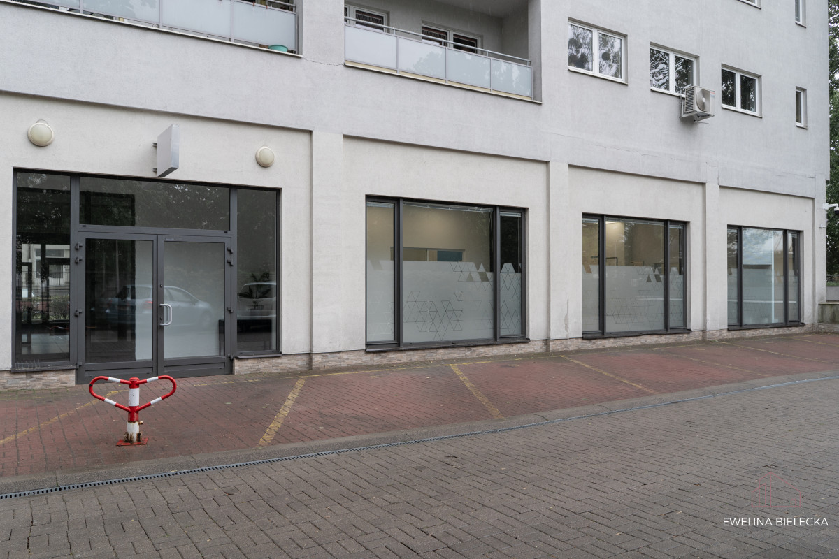 Lokal usługowy z witrynami | 167 m² | parter