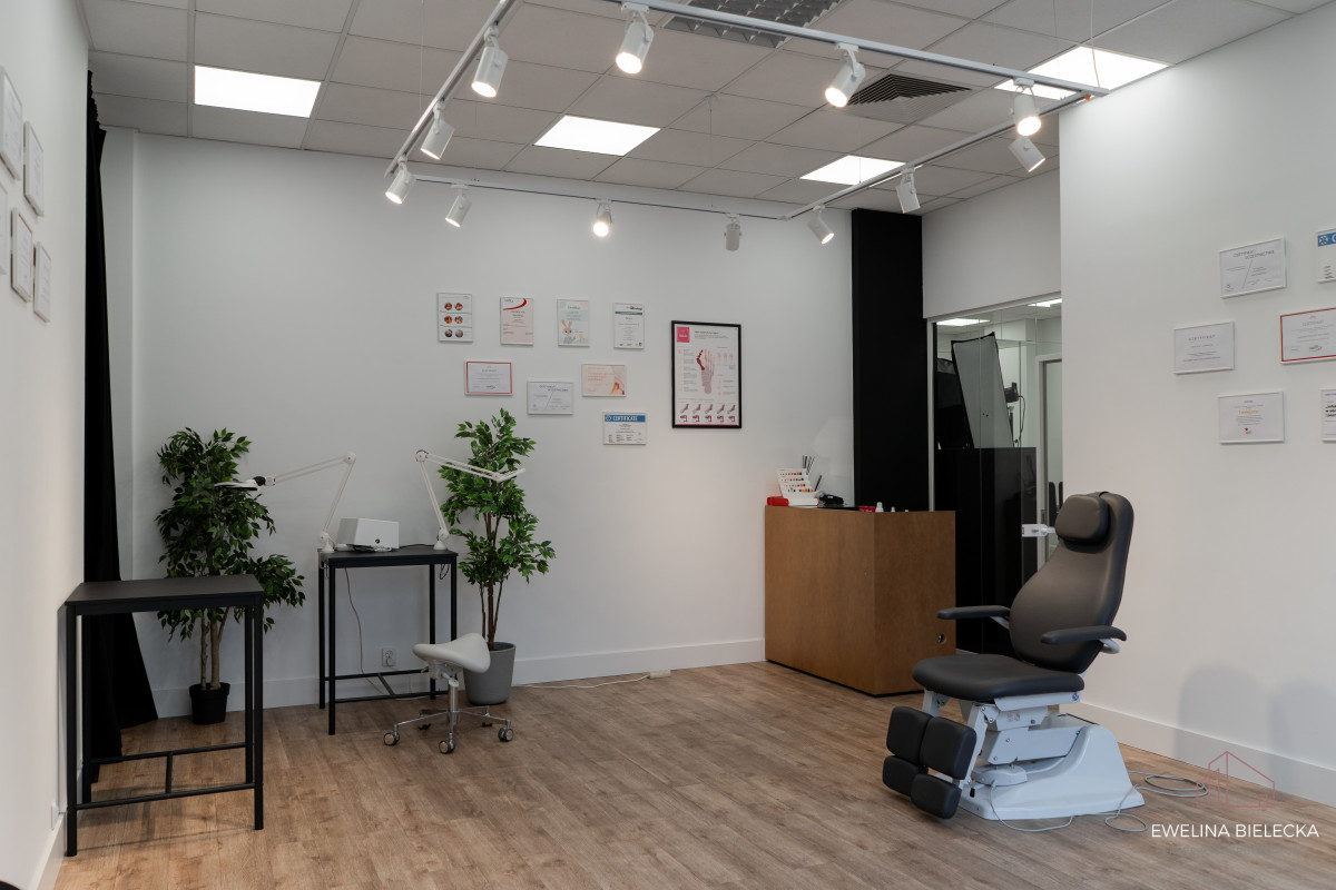 Lokal usługowy z witrynami | 167 m² | parter