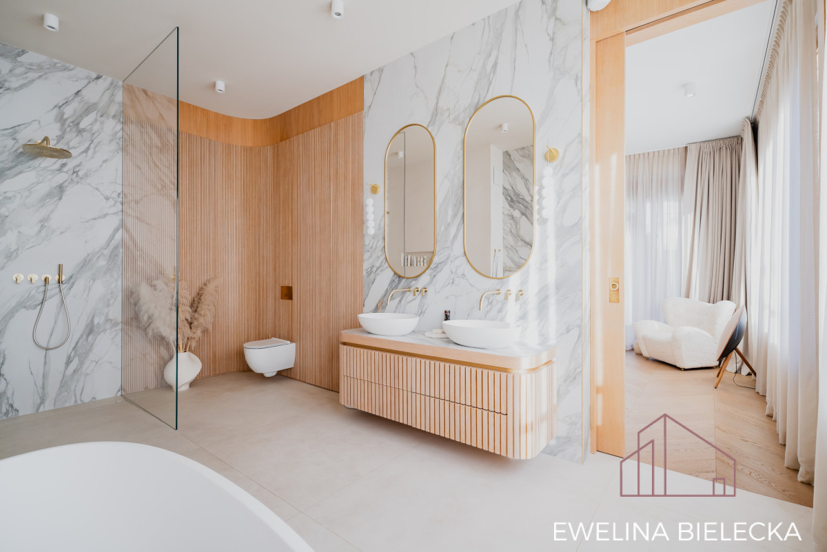Unikatowy apartament I 324m2 I Ażurowe Okiennice