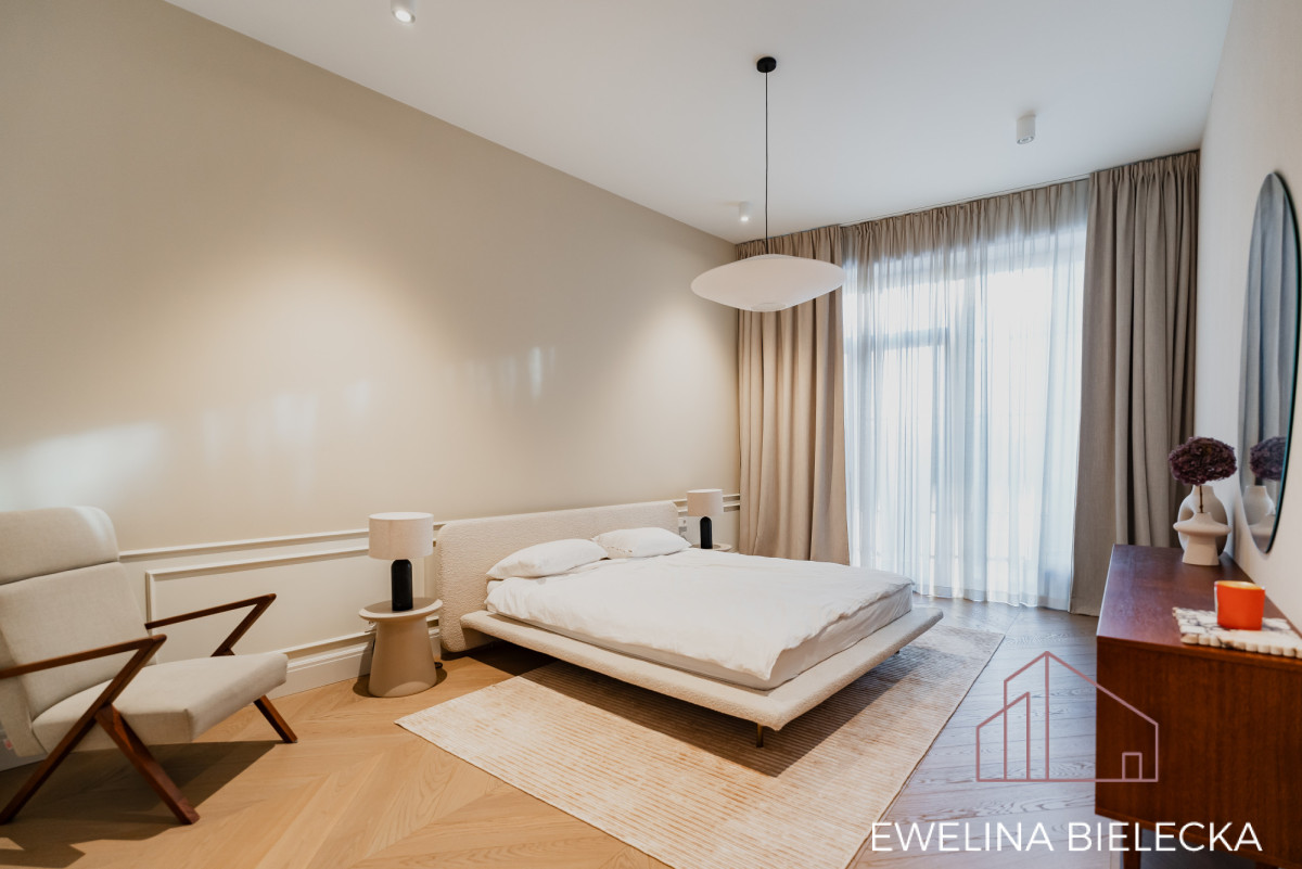 Unikatowy apartament I 324m2 I Ażurowe Okiennice
